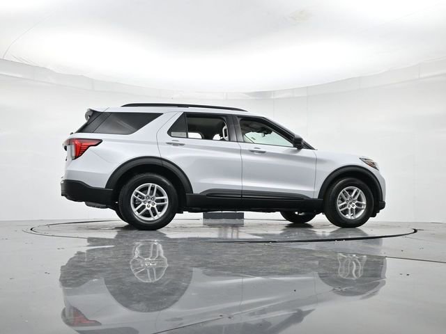 Certified 2026 Ford Explorer Active RWD image 32