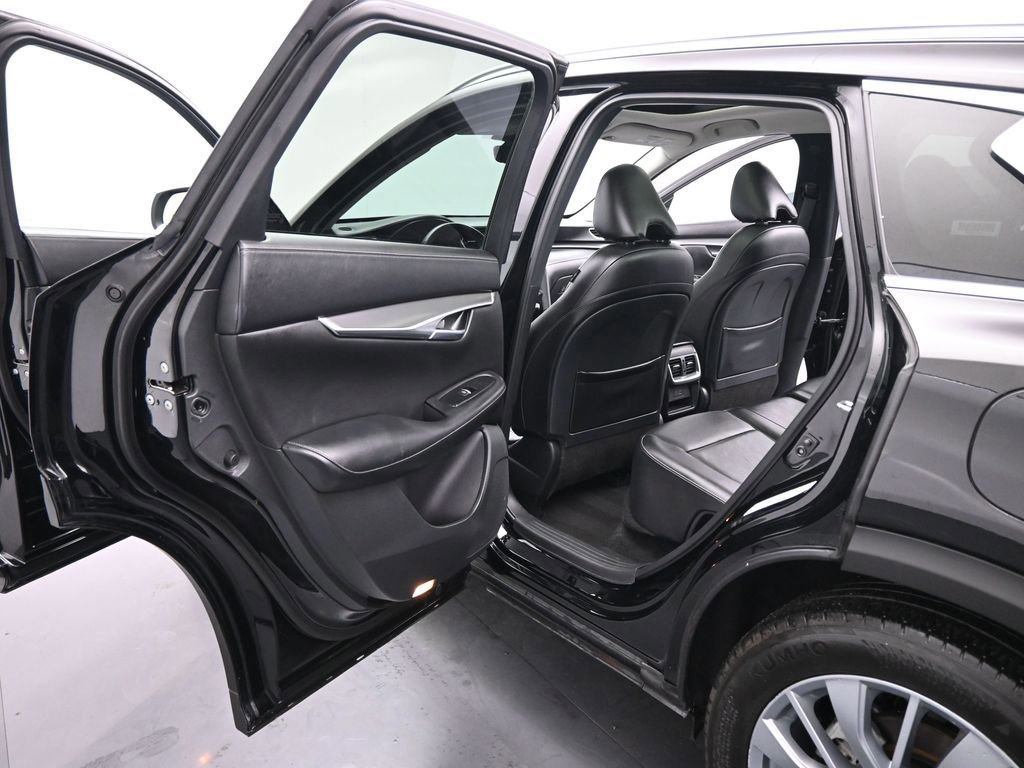 Used 2024 INFINITI QX50 Luxe image 45