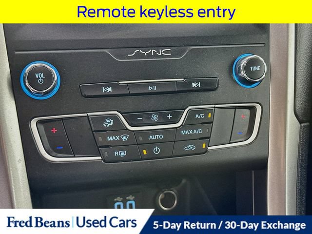 Certified 2020 Ford Fusion SE FWD image 19