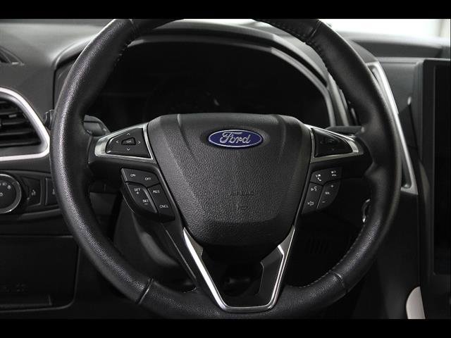 Certified 2023 Ford Edge SEL w/ Cargo Accessory Package AWD/4WD image 7