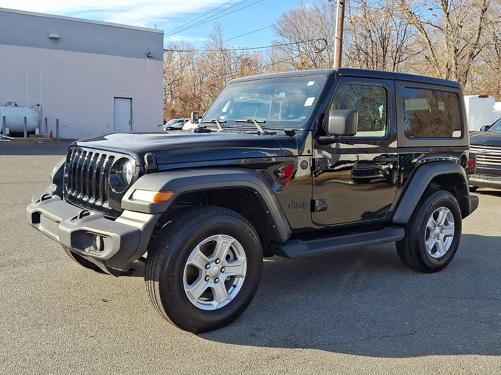 Used 2023 Jeep Wrangler Sport S image 5