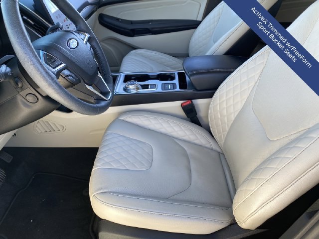 Certified 2024 Ford Edge Titanium w/ Equipment Group 301A AWD/4WD image 23