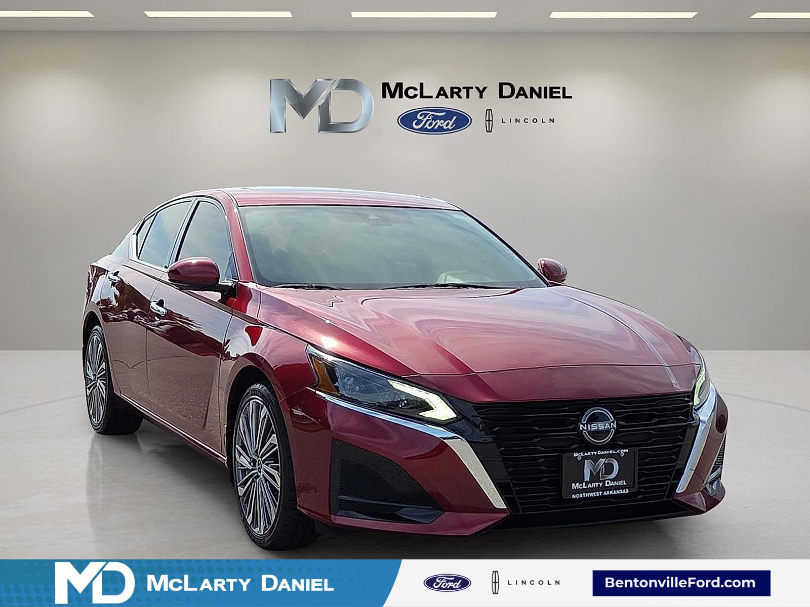 Used 2023 Nissan Altima 2.5 SL AWD/4WD image 1
