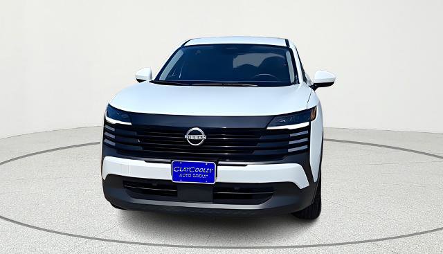 Used 2025 Nissan Kicks SV image 2