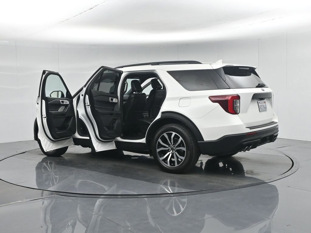 Certified 2020 Ford Explorer ST w/ Premium Technology Package image 60