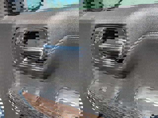 Used 2020 GMC Sierra 1500 Elevation w/ Elevation Value Package image 36