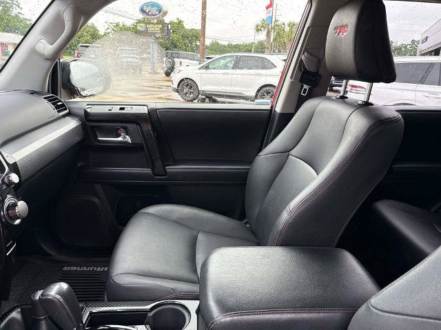 Used 2020 Toyota 4Runner Venture w/ Moonroof Package AWD/4WD image 15