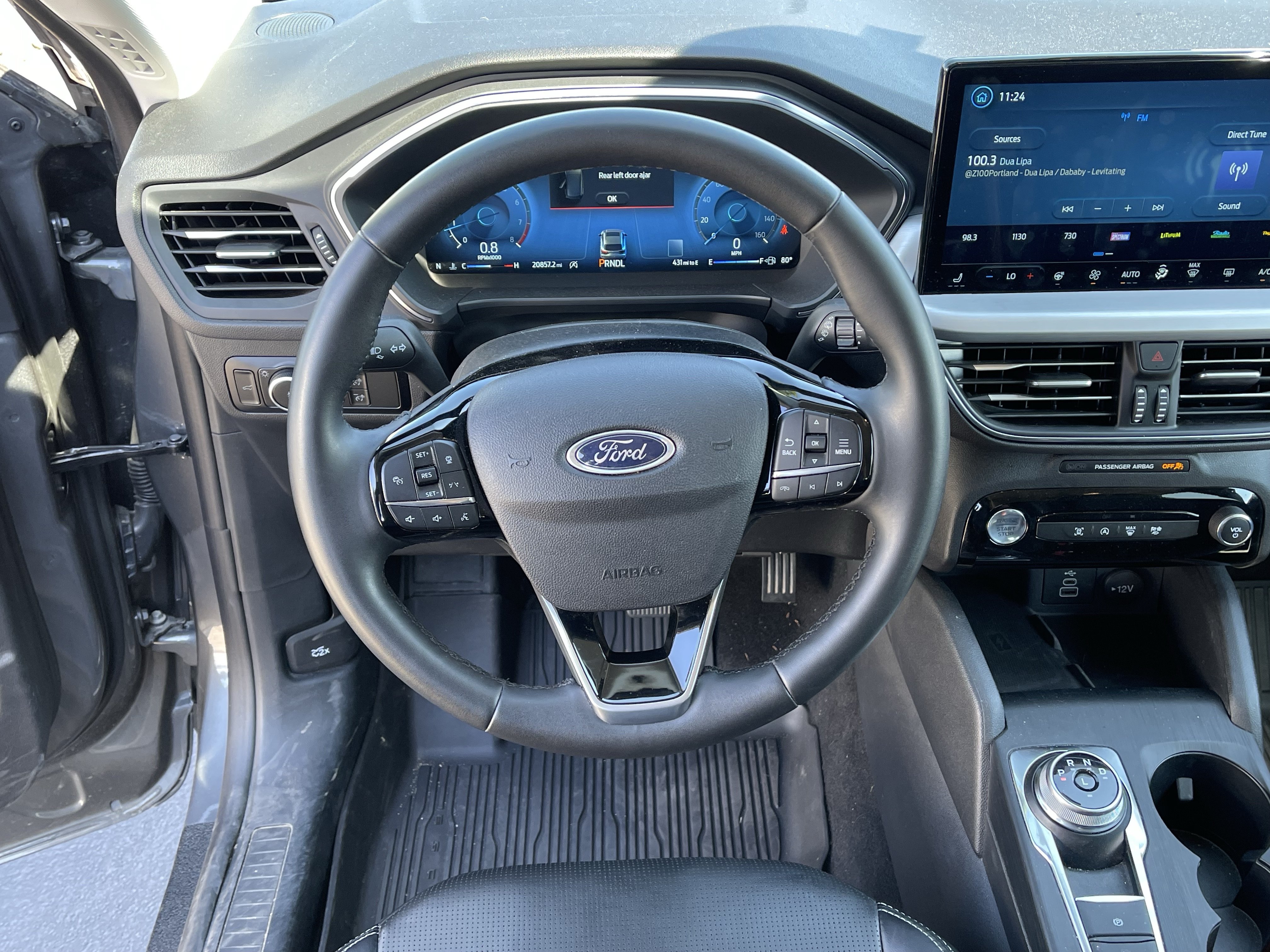 Certified 2025 Ford Escape Platinum AWD/4WD image 10