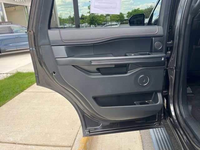 Certified 2023 Ford Expedition Limited AWD/4WD image 19