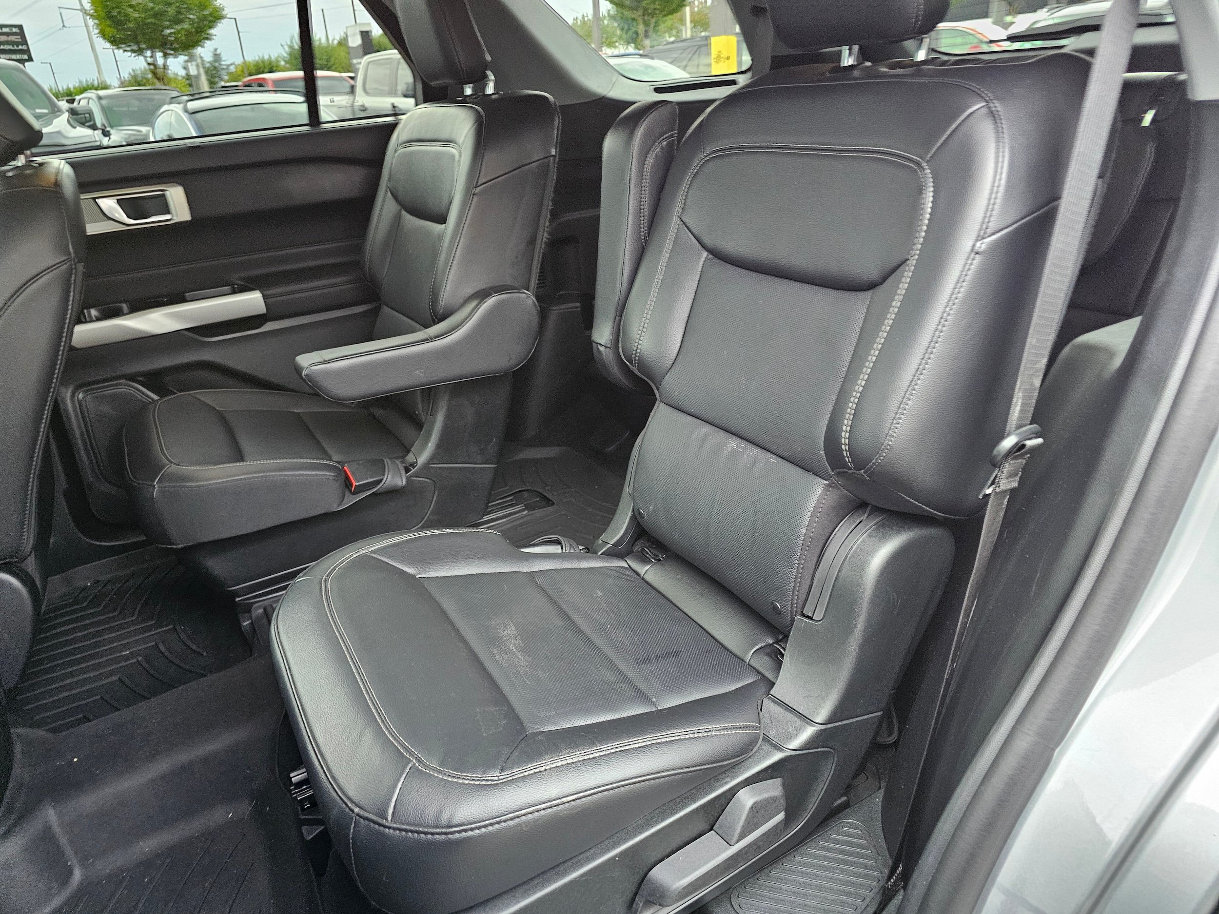 Certified 2023 Ford Explorer Limited AWD/4WD image 19