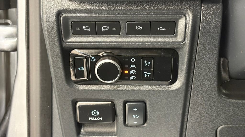 Certified 2024 Ford F150 Lightning Lariat image 31