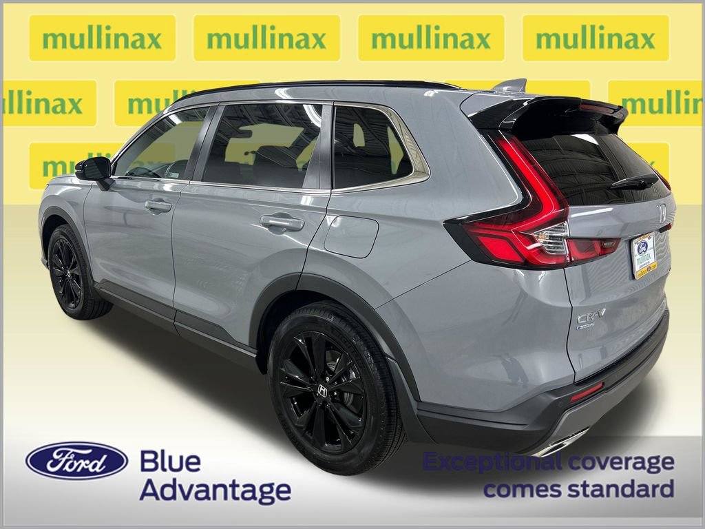 Used 2024 Honda CR-V Sport Touring image 10