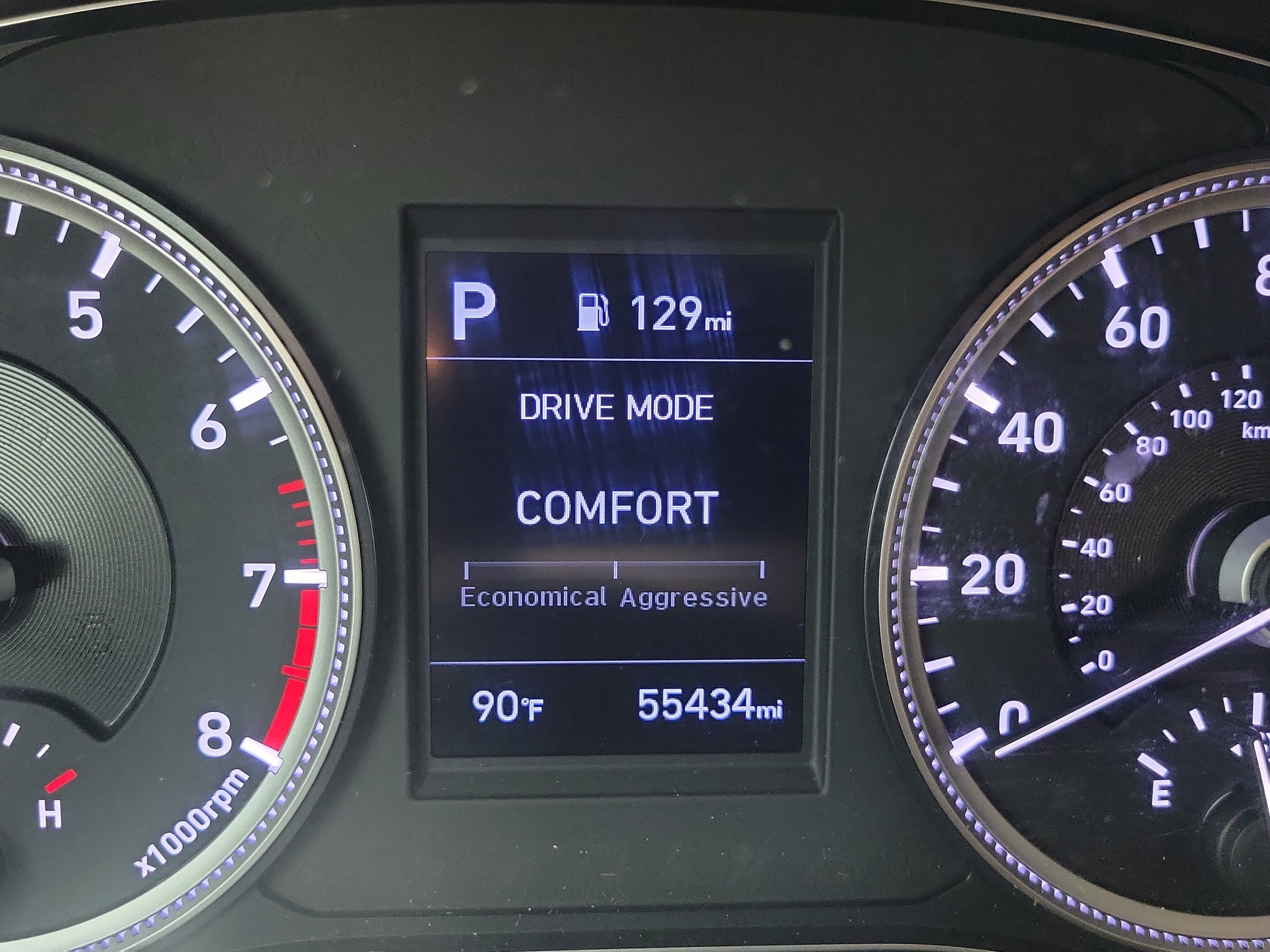 Used 2020 Hyundai Santa Fe SE FWD image 23