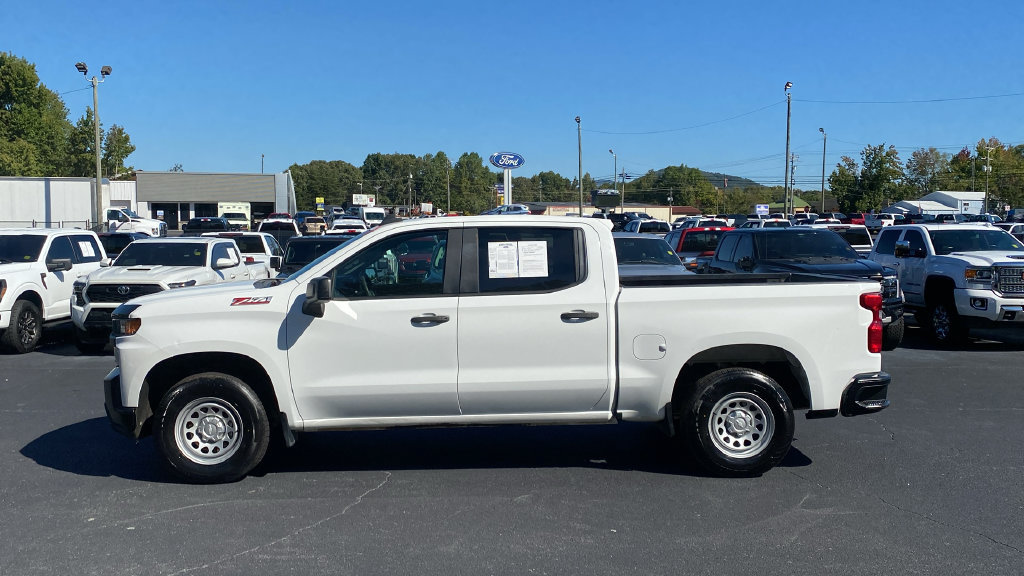 Used 2021 Chevrolet Silverado 1500 W/T w/ WT Value Package AWD/4WD image 8
