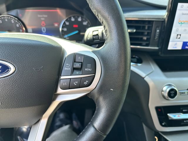 Certified 2023 Ford Explorer XLT w/ Equipment Group 202A image 33