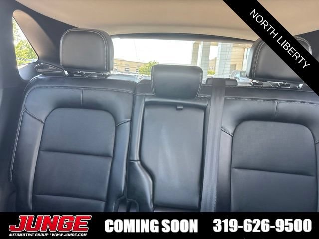 Certified 2025 Ford Escape Platinum AWD/4WD image 29