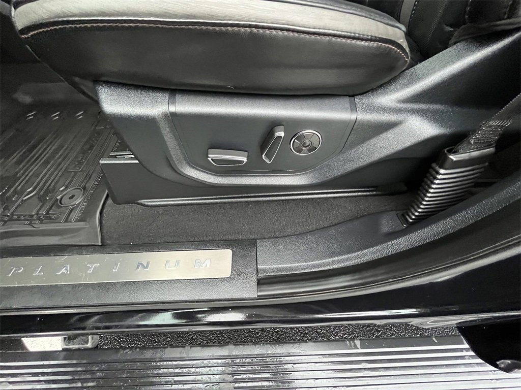 Certified 2021 Ford F350 Platinum image 12