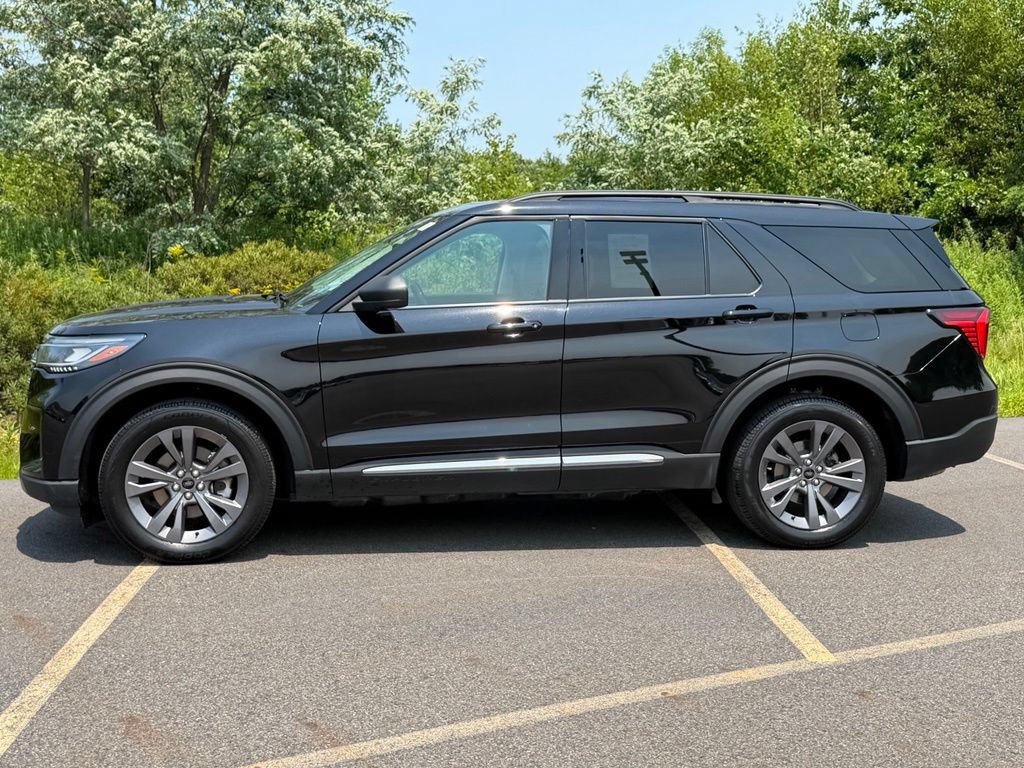 Certified 2025 Ford Explorer Active w/ Active Comfort Package AWD/4WD image 30