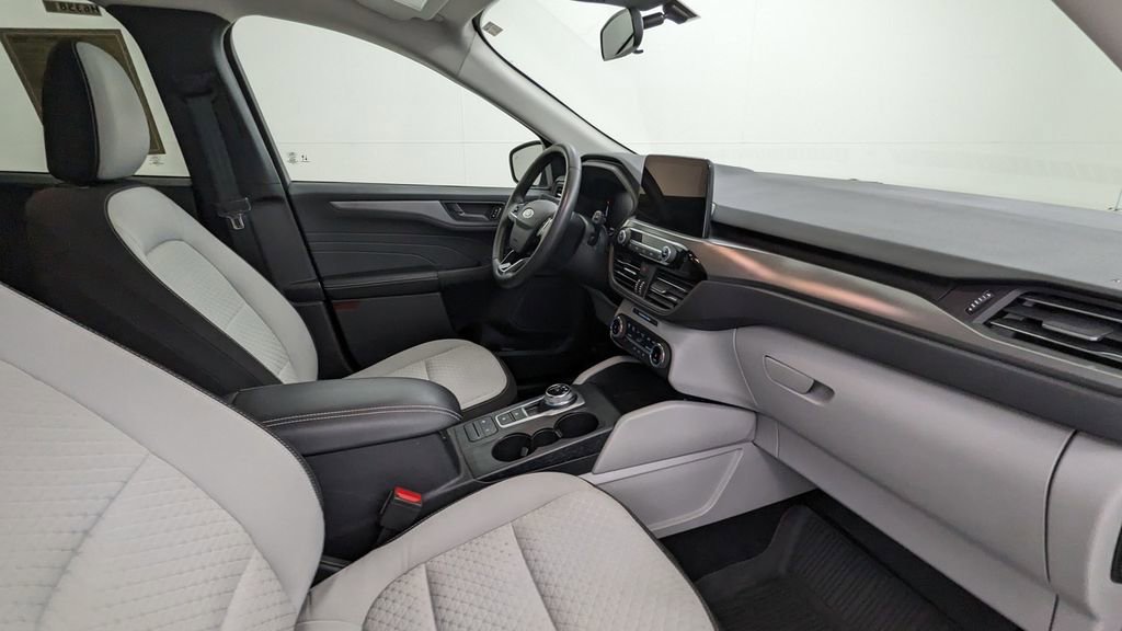 Certified 2023 Ford Escape Active image 38