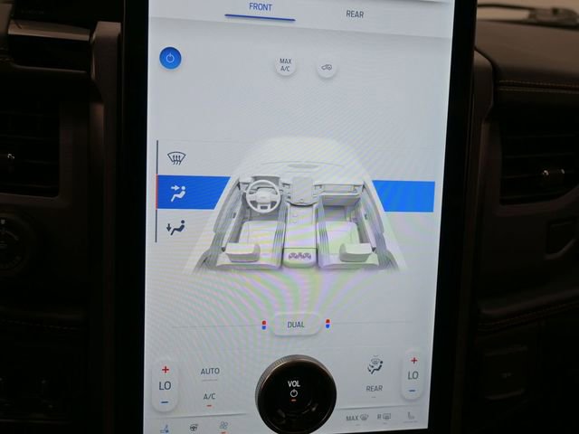 Certified 2023 Ford Expedition Platinum image 22