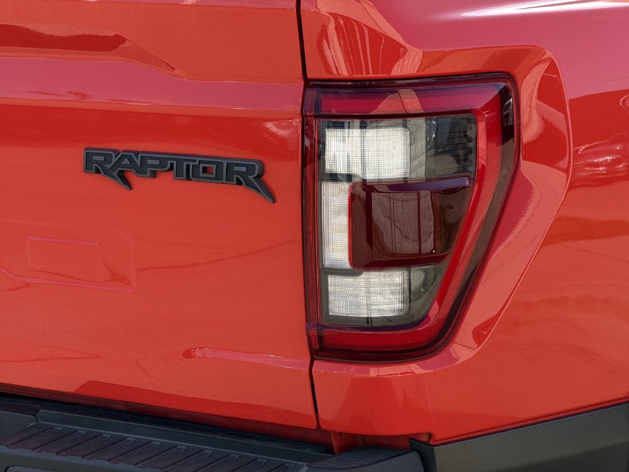 Certified 2022 Ford F150 Raptor w/ Equipment Group 801A High AWD/4WD image 7