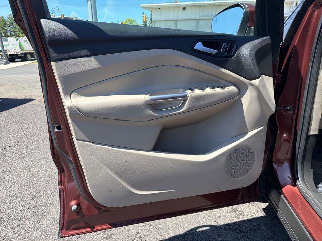 Certified 2018 Ford Escape Titanium w/ Ford Safe & Smart Package AWD/4WD image 14