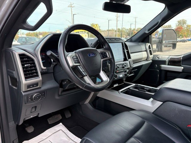 Certified 2022 Ford F350 Lariat w/ Chrome Package AWD/4WD image 16