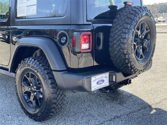 Used 2021 Jeep Wrangler Willys image 4