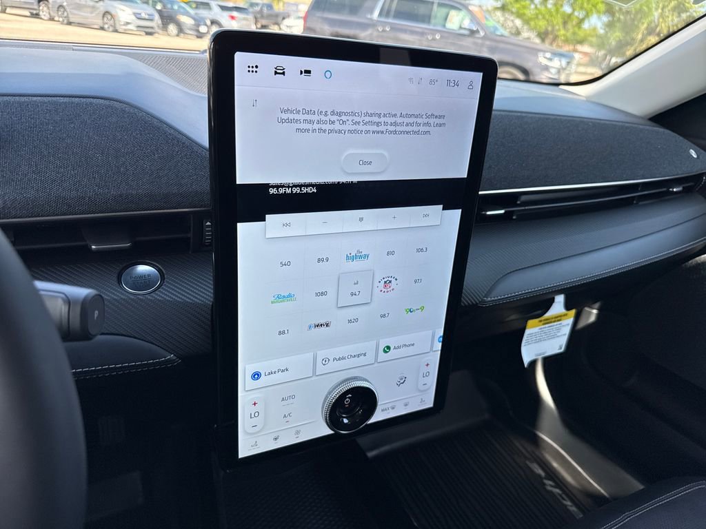 Certified 2025 Ford Mustang Mach-E Premium image 18