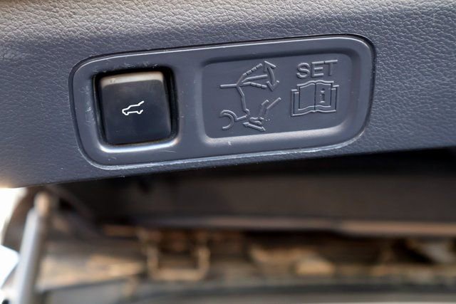 Certified 2024 Ford Expedition Max XLT image 26