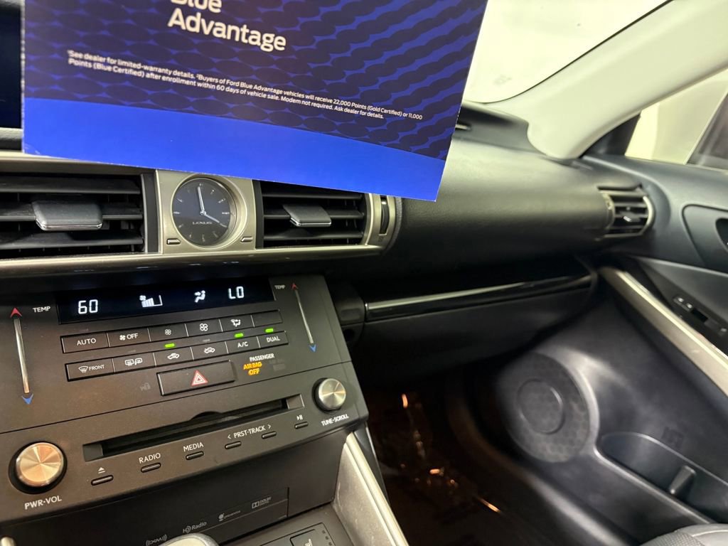 Used 2016 Lexus IS 200t image 18