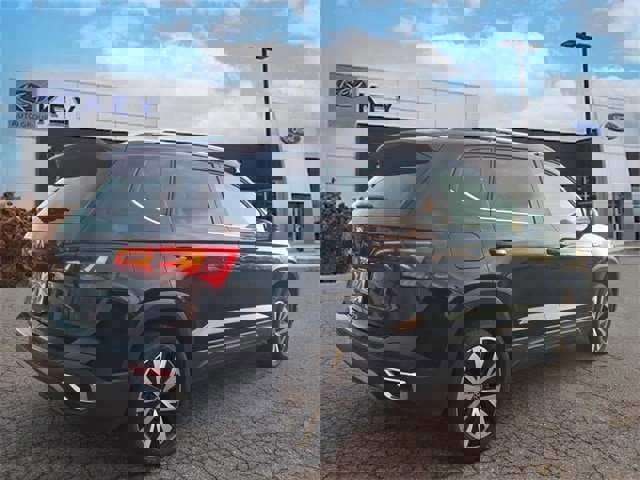 Used 2024 Volkswagen Taos SE image 5