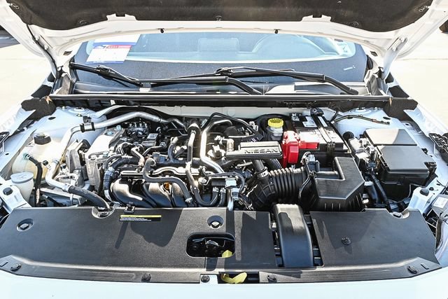 Used 2024 Nissan Sentra SV FWD image 32