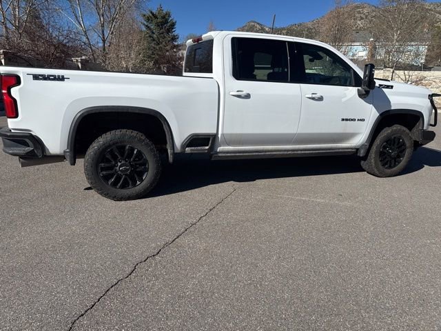 Used 2025 Chevrolet Silverado 3500 LTZ w/ LTZ Plus Package AWD/4WD image 11