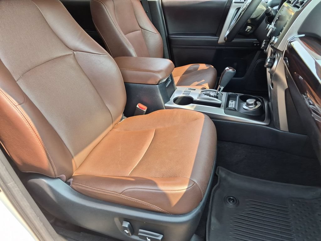 Used 2023 Toyota 4Runner Limited AWD/4WD image 37
