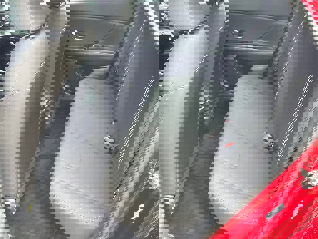 Used 2023 Hyundai Elantra Blue image 17