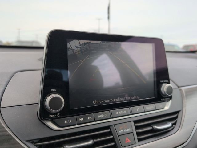 Used 2025 Nissan Altima 2.5 SV FWD image 27