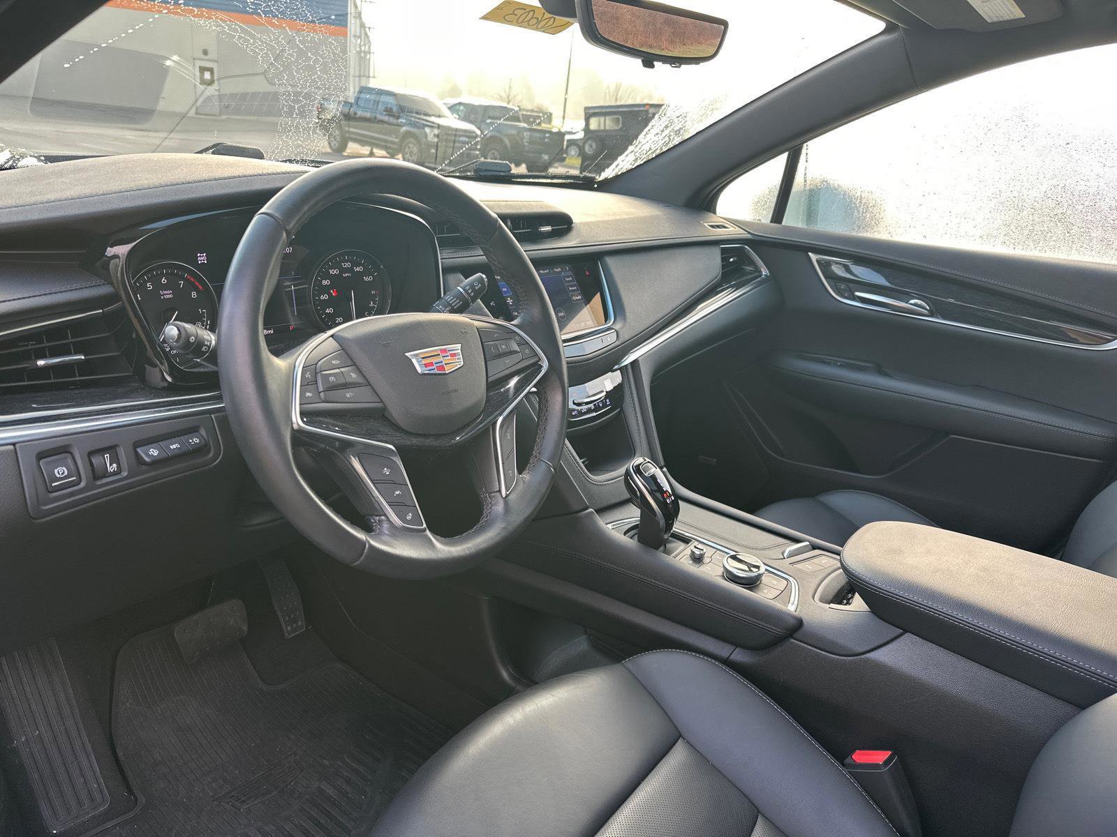 Used 2022 Cadillac XT5 Premium Luxury w/ Technology Package image 17