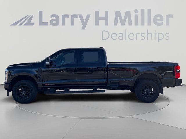 Certified 2024 Ford F350 Lariat w/ Lariat Ultimate Package AWD/4WD image 2