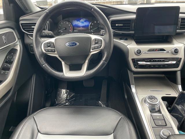 Certified 2022 Ford Explorer XLT w/ Equipment Group 202A image 35