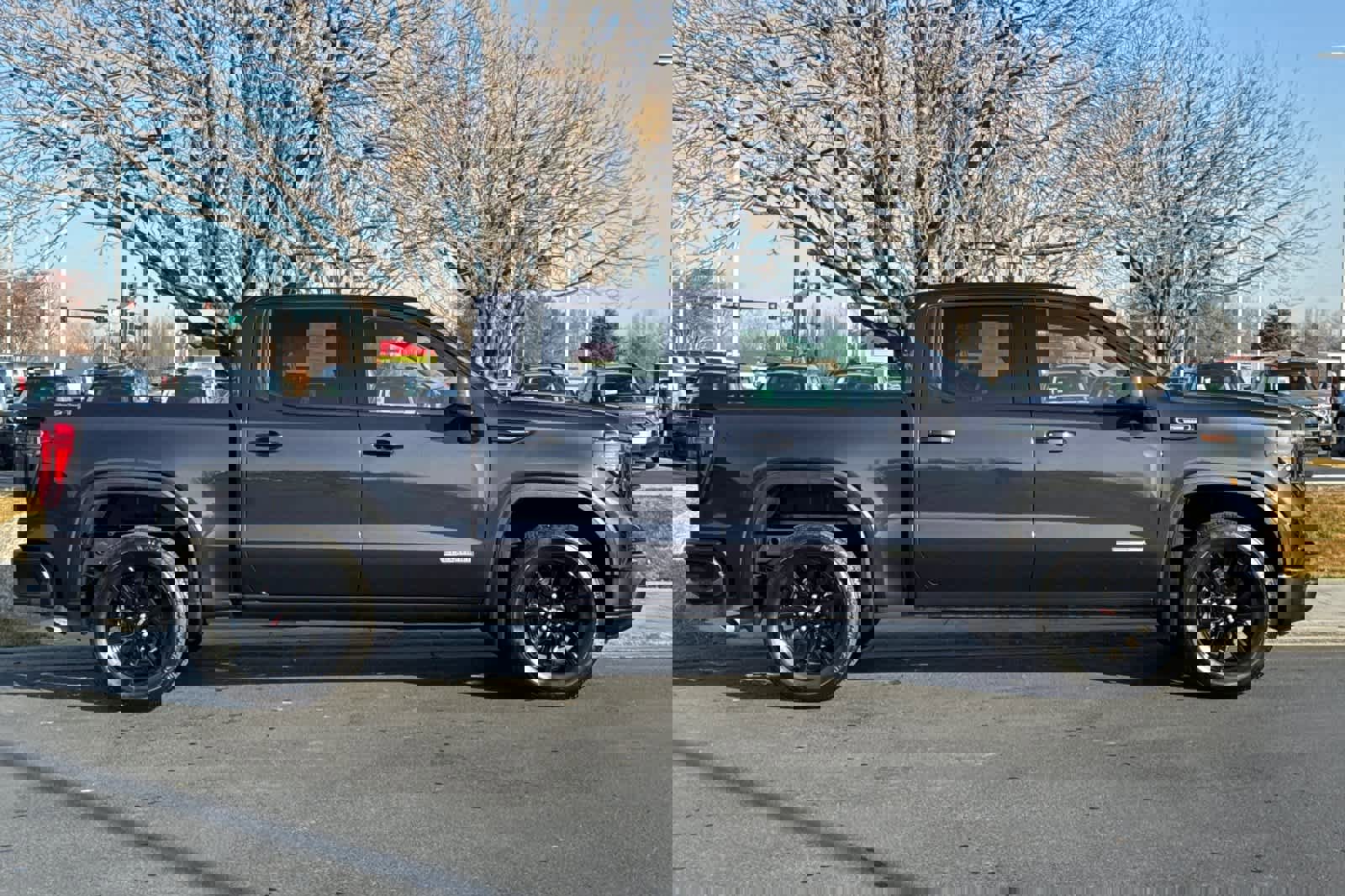 Used 2025 GMC Sierra 1500 Elevation image 6