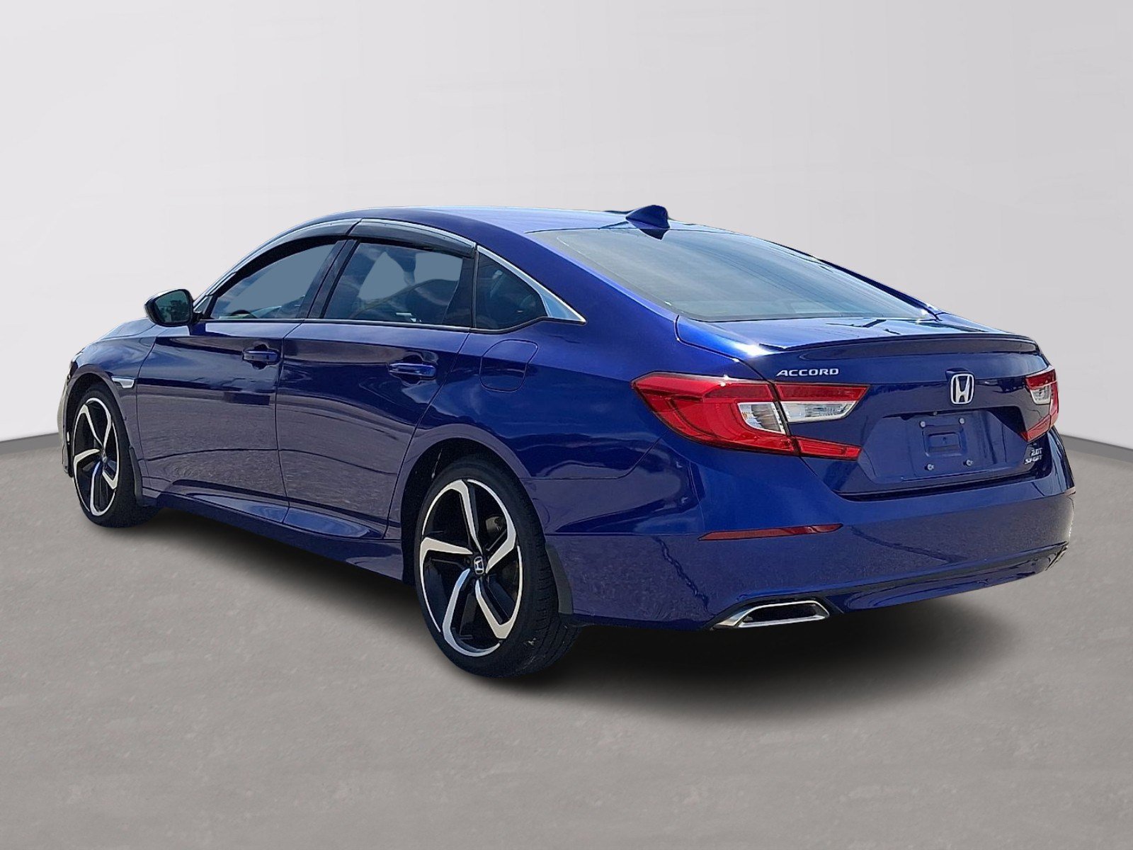 Used 2019 Honda Accord Sport image 4
