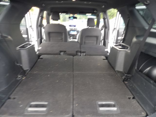 Certified 2019 Ford Explorer XLT w/ Equipment Group 201A FWD image 31