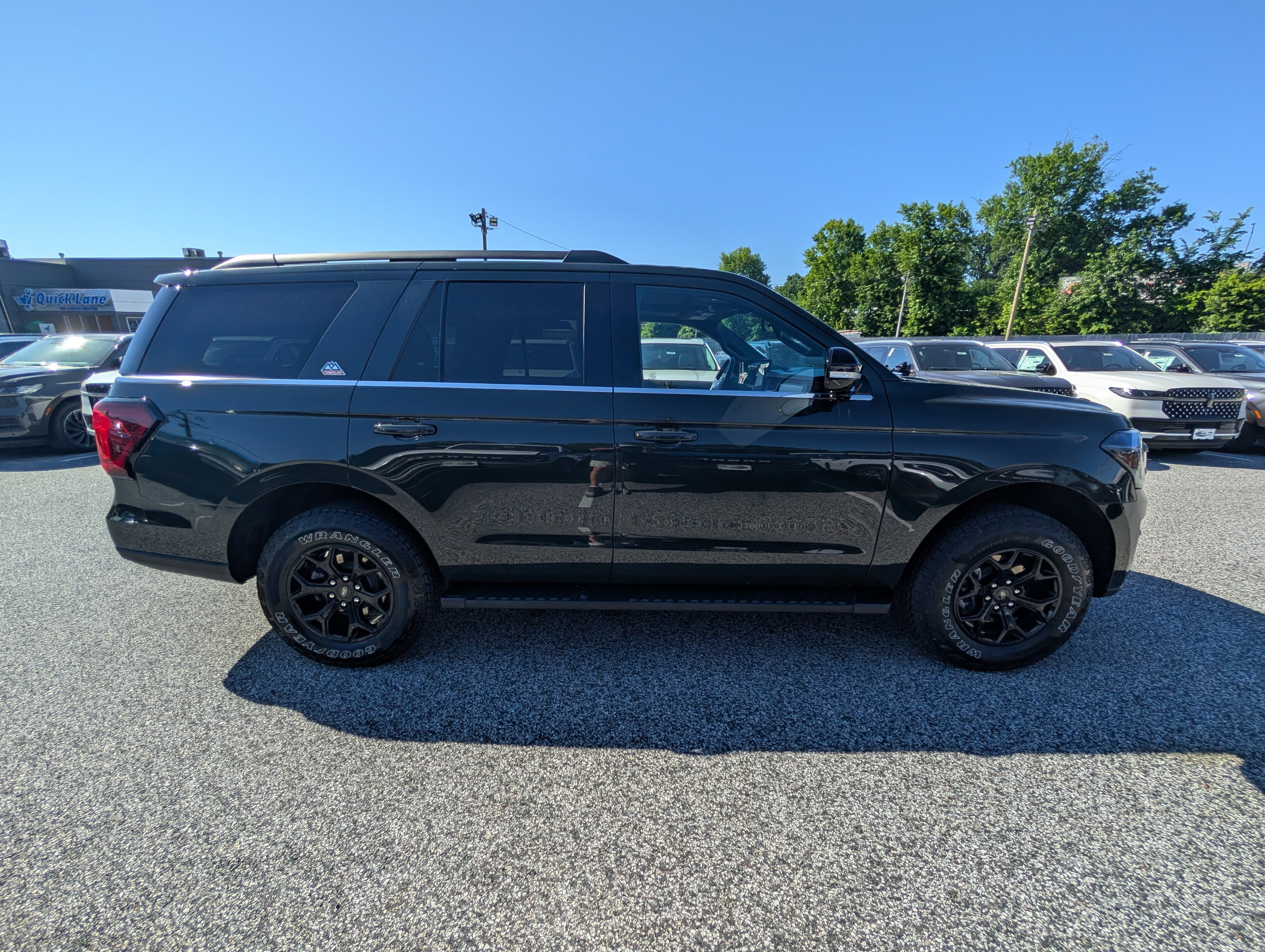 Certified 2022 Ford Expedition Timberline AWD/4WD image 8