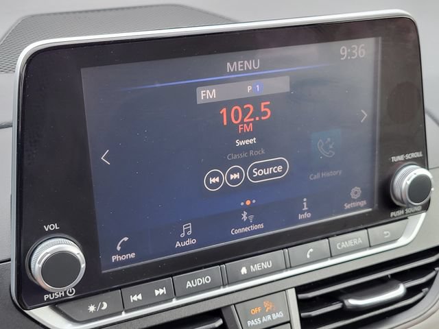 Used 2024 Nissan Altima 2.5 SV FWD image 24