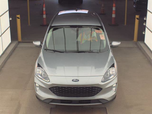 Certified 2022 Ford Escape Titanium w/ Class II Trailer Tow Package AWD/4WD image 7