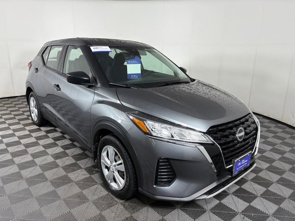 Used 2023 Nissan Kicks S image 7