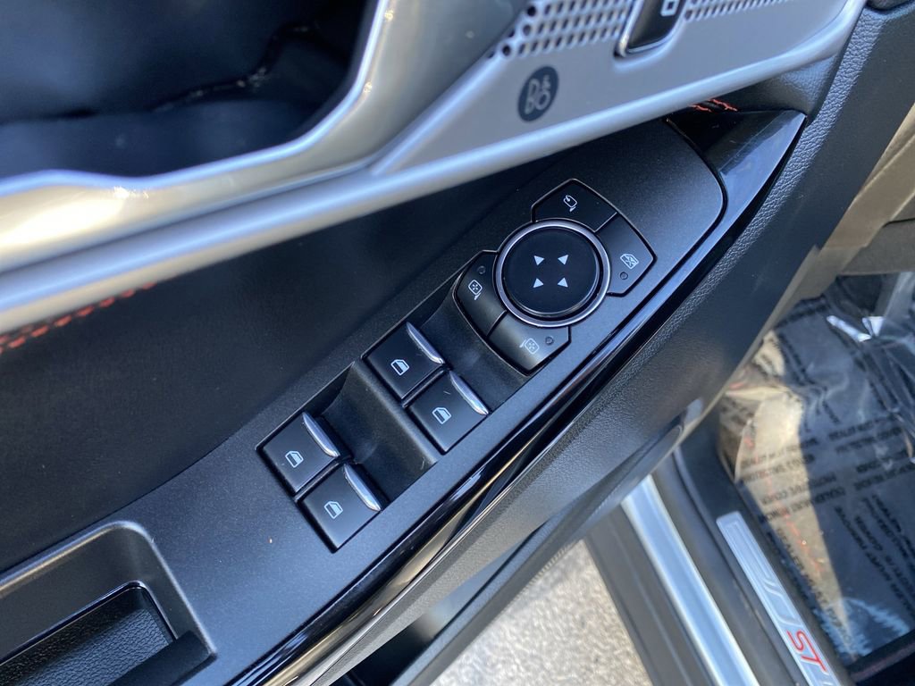 Certified 2023 Ford Explorer ST-Line image 39