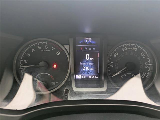 Used 2022 Toyota Tacoma TRD Sport w/ Technology Package AWD/4WD image 10