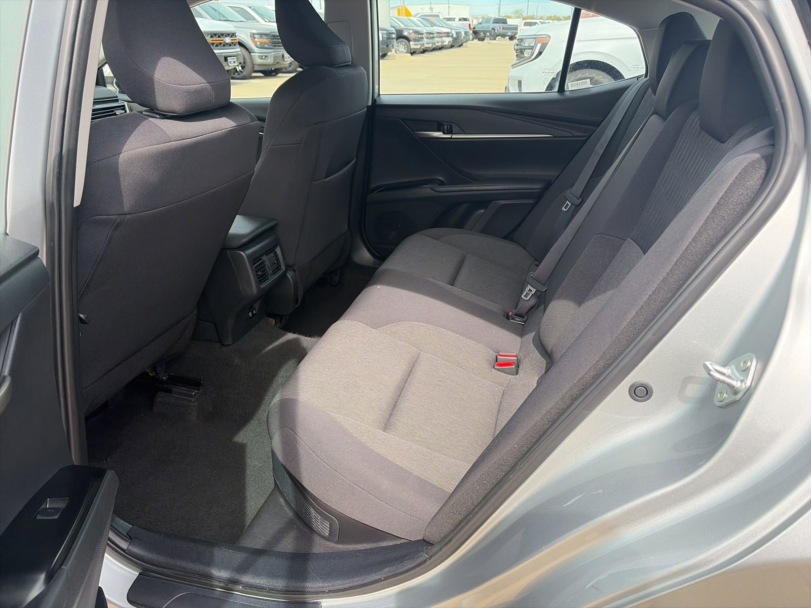 Used 2025 Toyota Camry LE FWD image 14
